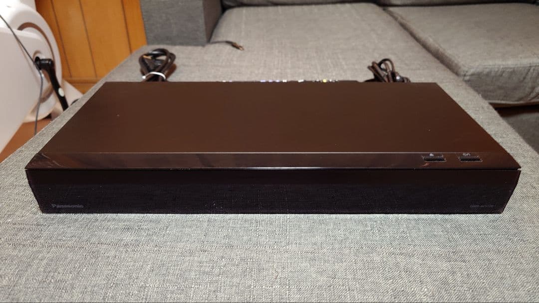 Panasonic DMR-4CS100 ブルーレイレコーダー