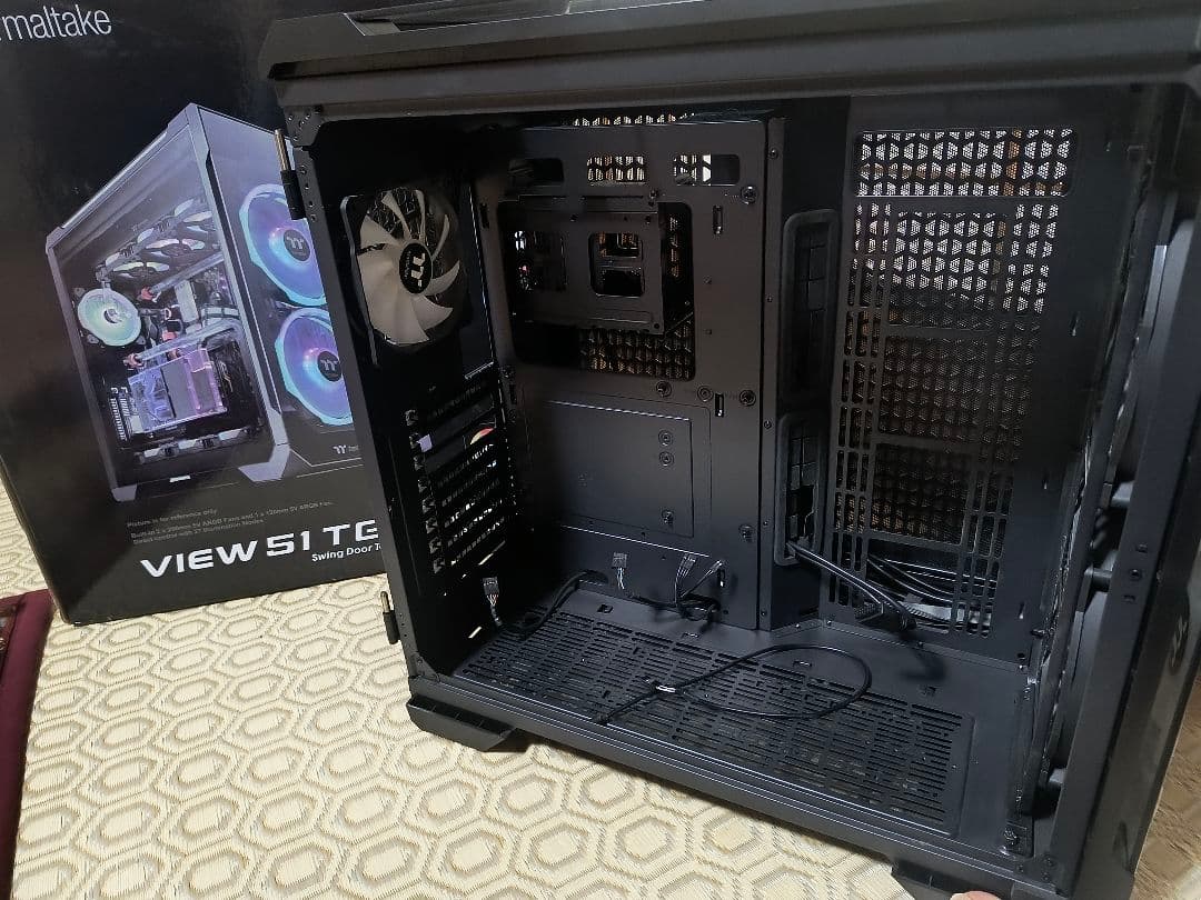Thermaltake View 51 TG ARGB 自作PC用ケース
