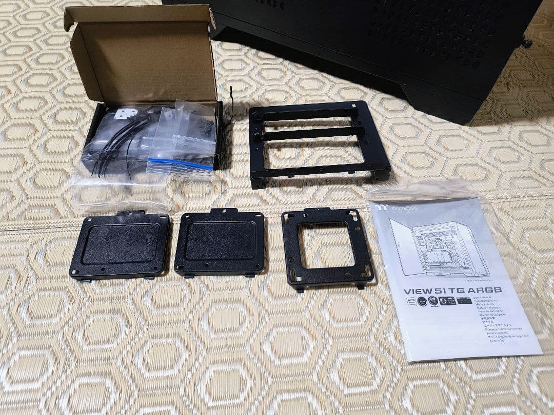 Thermaltake View 51 TG ARGB 自作PC用ケース