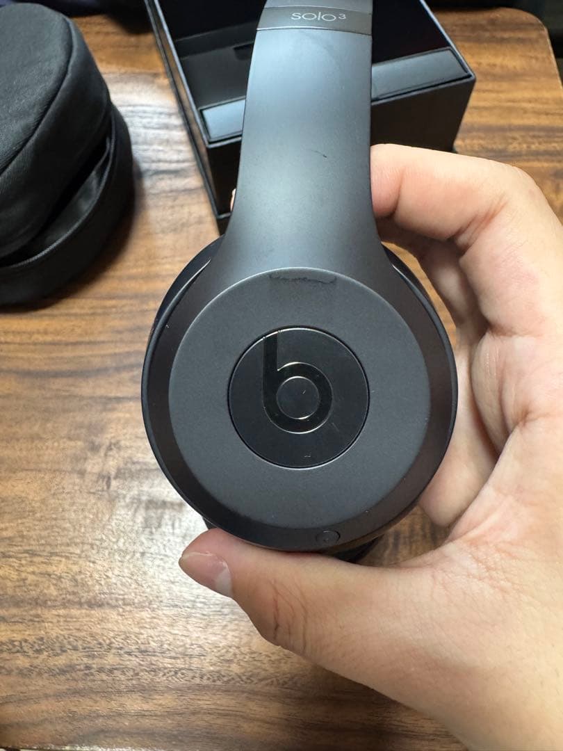 Beats Solo3 Wireless おまけでヘッドホン置き付き 最終値下げ