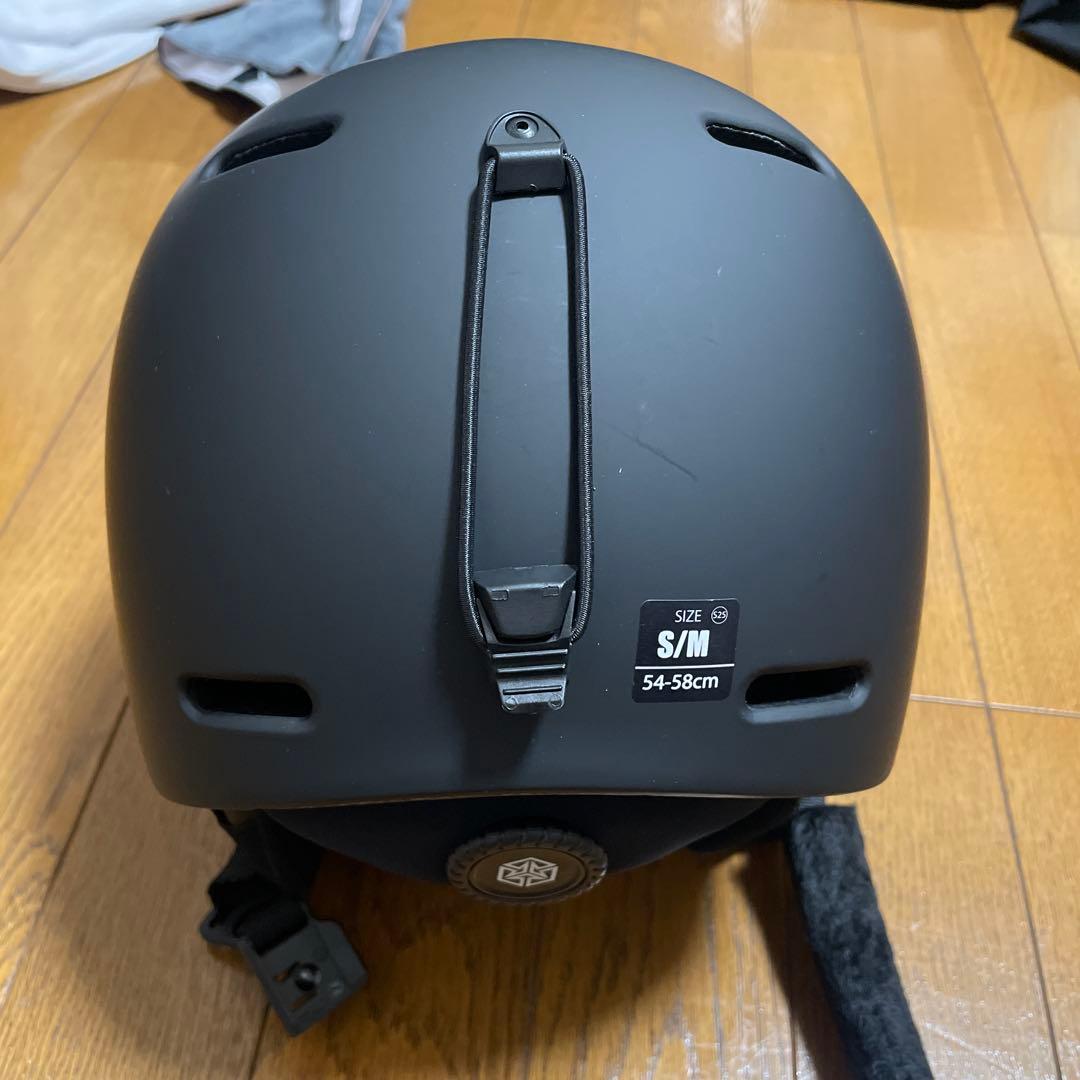 Dice D6 スノーヘルメット S/Mサイズ