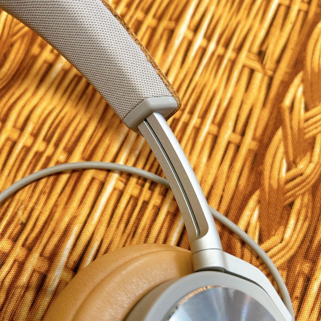 B&O BeoPlay H6オーバーイヤーヘッドフォン ナチュラル レザー 有線