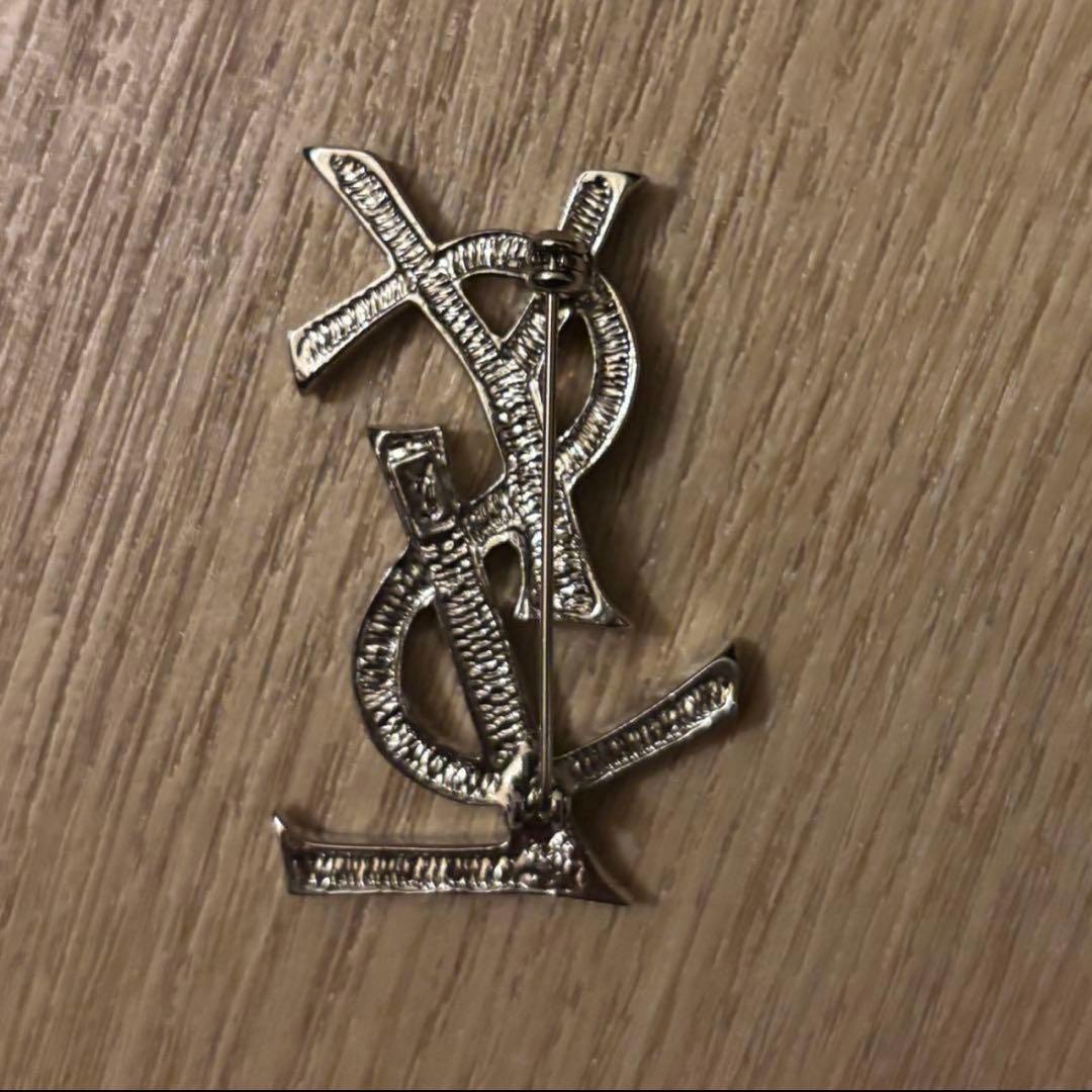 【未使用】YSL ロゴ ブローチ シルバー クリスタル