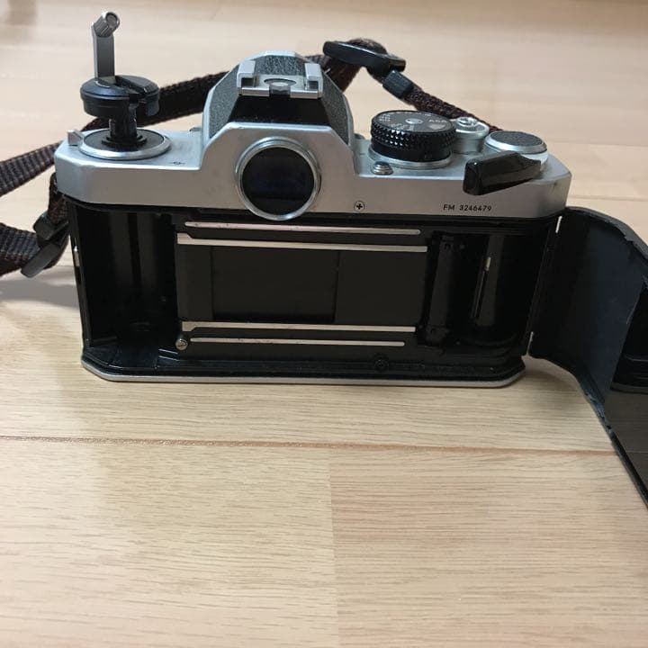 Nikon FM フィルムカメラ 中古品 　1978製