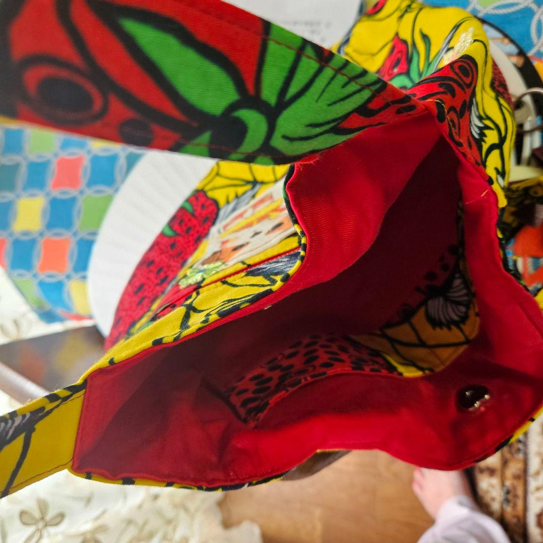 ♥2匹の仲良し猫ちゃんのトートバック&大きな苺バックセット　コヤンイサムチョン