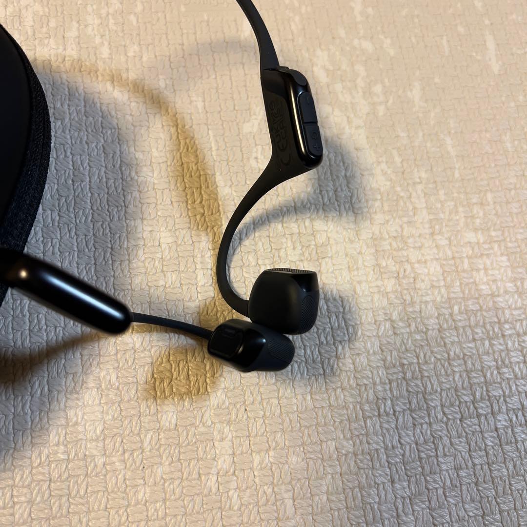 Shokz OpenRun Pro 2 骨伝導イヤホン ブラック 収納ケース付き