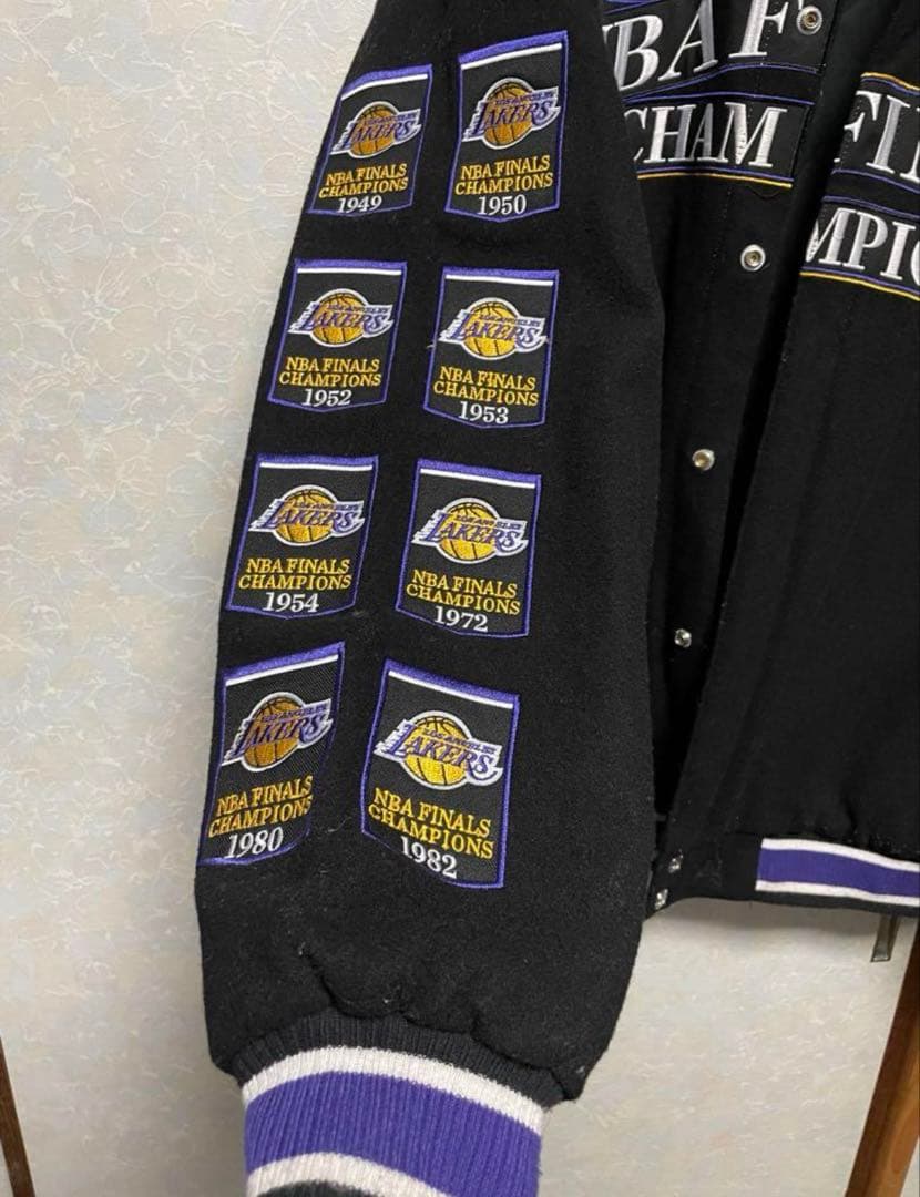 NBA スタジャン LAKERS レイカーズ 刺繍ワッペン L 定価8万