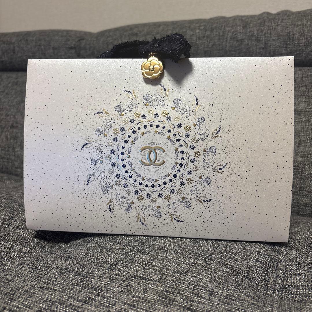 【プレゼント梱包済】シャネル　クリスマスコフレ　アイシャドウ＆マスカラ