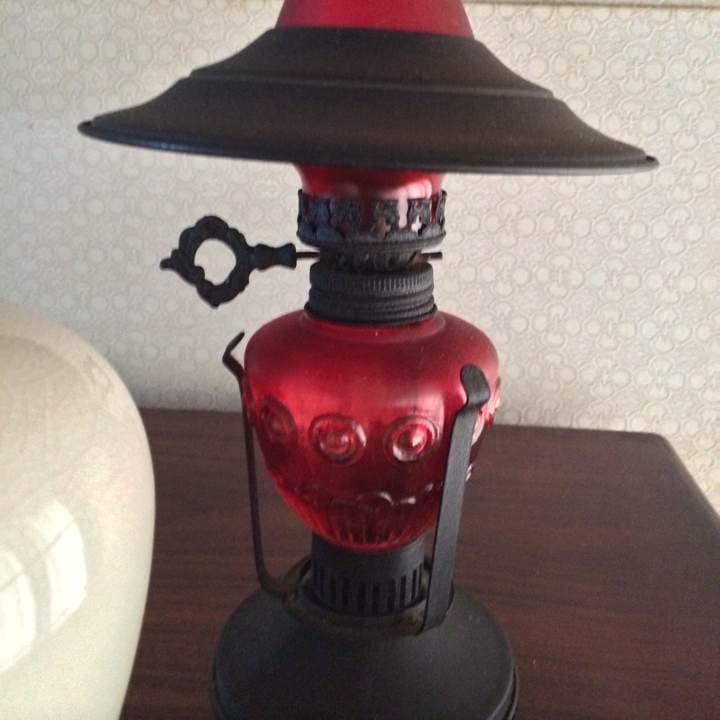 赤ガラス　オイルランプ　昭和レトロ