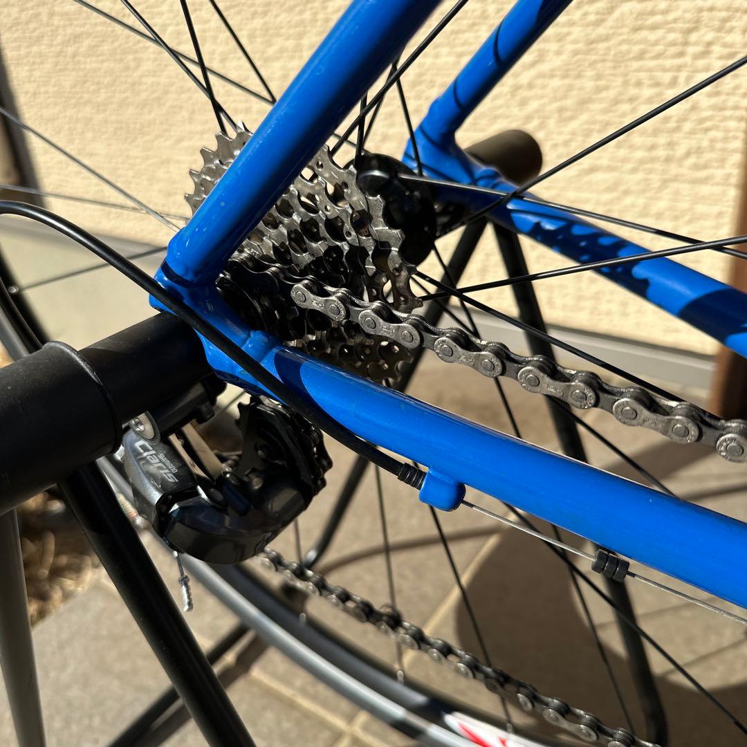 新車同様コンディション　TREK DOMANE AL2 アルテグラブレーキ