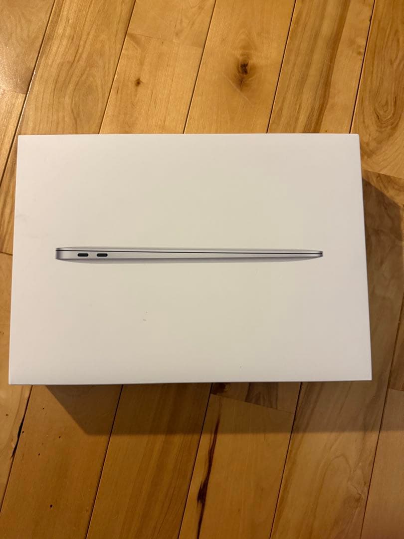 M1 MacBook Air(16GB/256GB) スペースグレイ