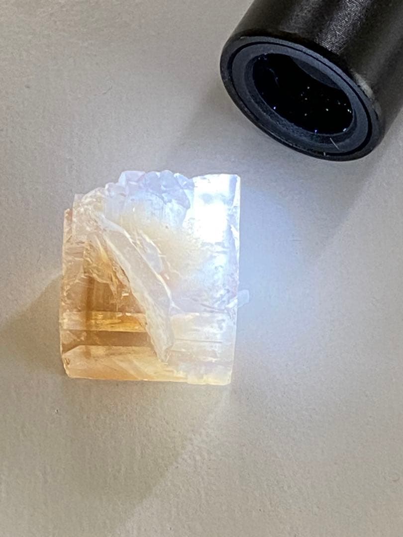 アメリカ　オハイオ州産　フローライト　蛍石　 鉱物標本　天然石