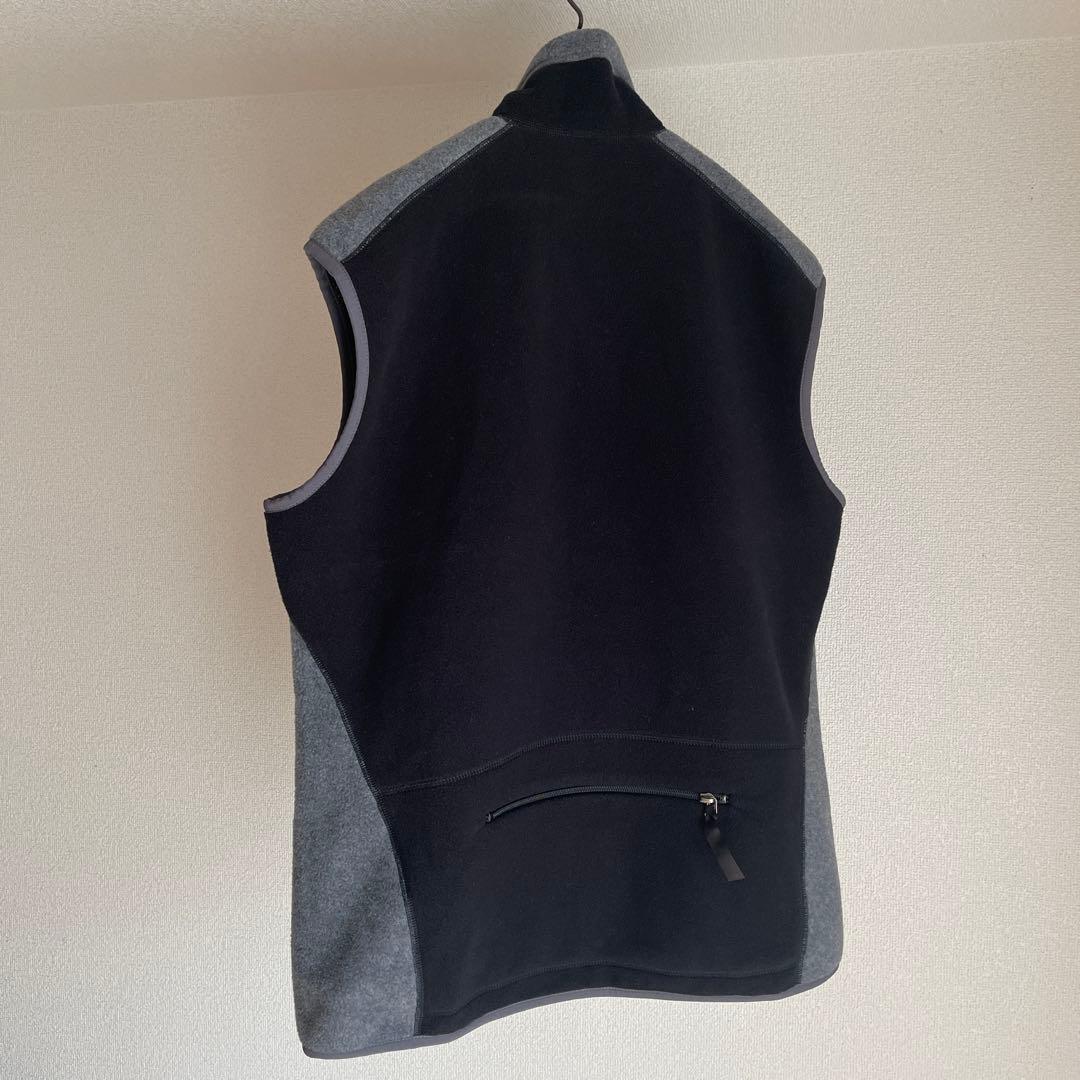 じーこ 　00's パタゴニア　USA製　グレー×ブラック　L