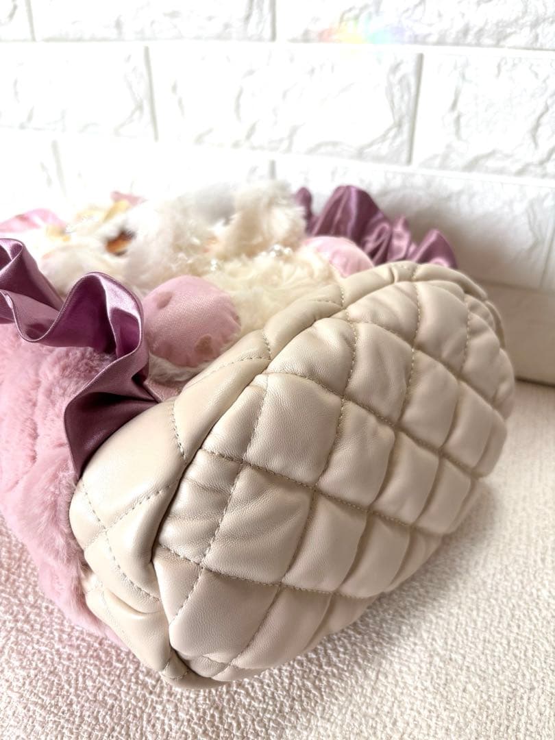 黒*こ様 コヤンイサムチョン　丸底巾着ファーバッグ　ピンク　白うさちゃん