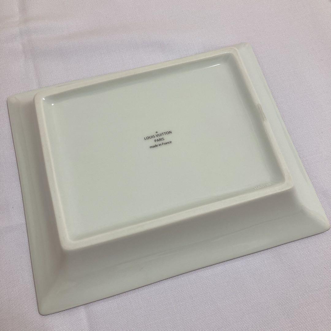 ルイ・ヴィトン デザインプレート　皿