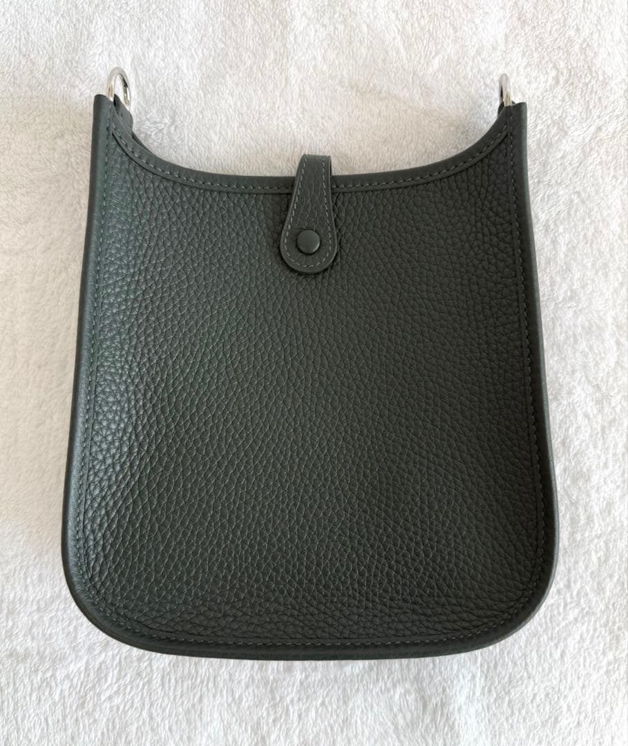 エルメス　エブリン　アマゾーヌ　新色　K刻印　バンドリエール　カヴァル　入手困難