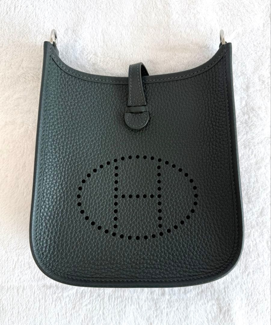 エルメス　エブリン　アマゾーヌ　新色　K刻印　バンドリエール　カヴァル　入手困難