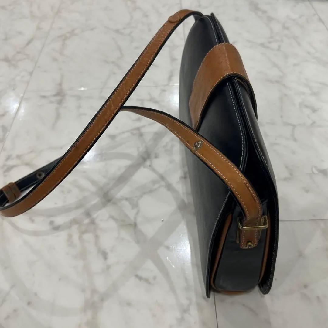 イヴサンローラン 本革 2wayショルダーバッグ　ブラック　匿名