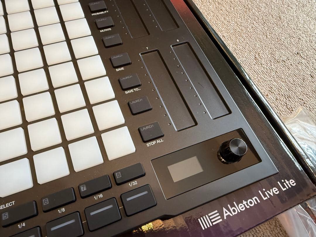 DJ機材 Akai APC64
