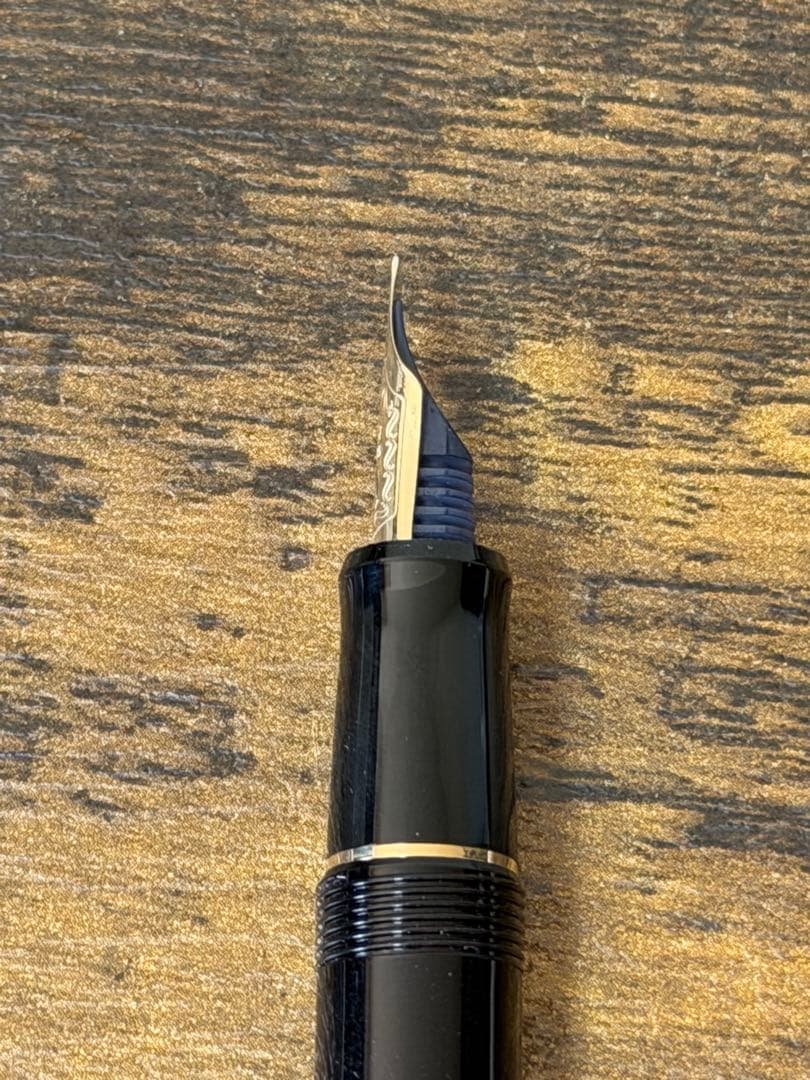 新品未使用　2015年製　SFニブ　軟細字　カスタム　74 14金　万年筆