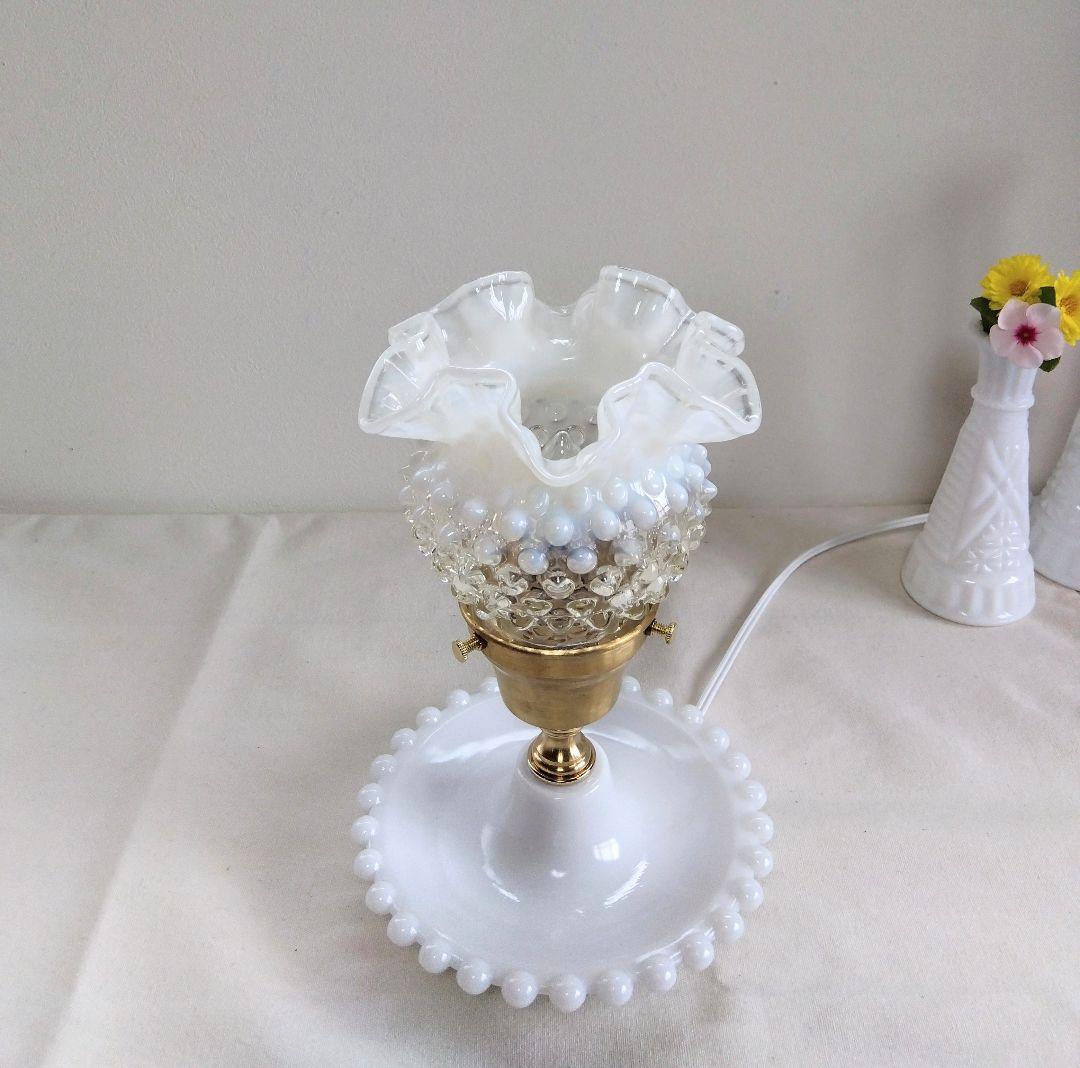 VTG フェントン フレンチ オパールセント ホブネイル ランプ