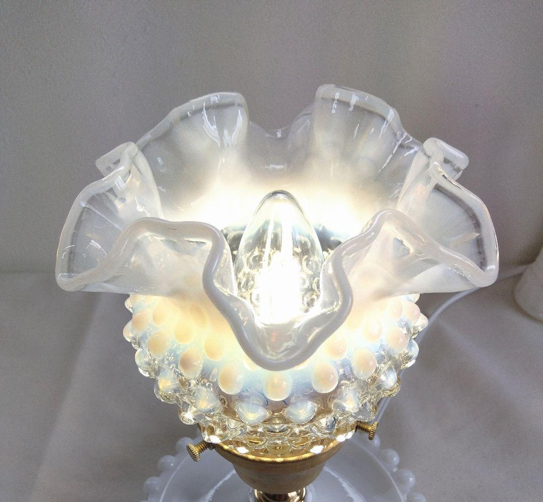 VTG フェントン フレンチ オパールセント ホブネイル ランプ