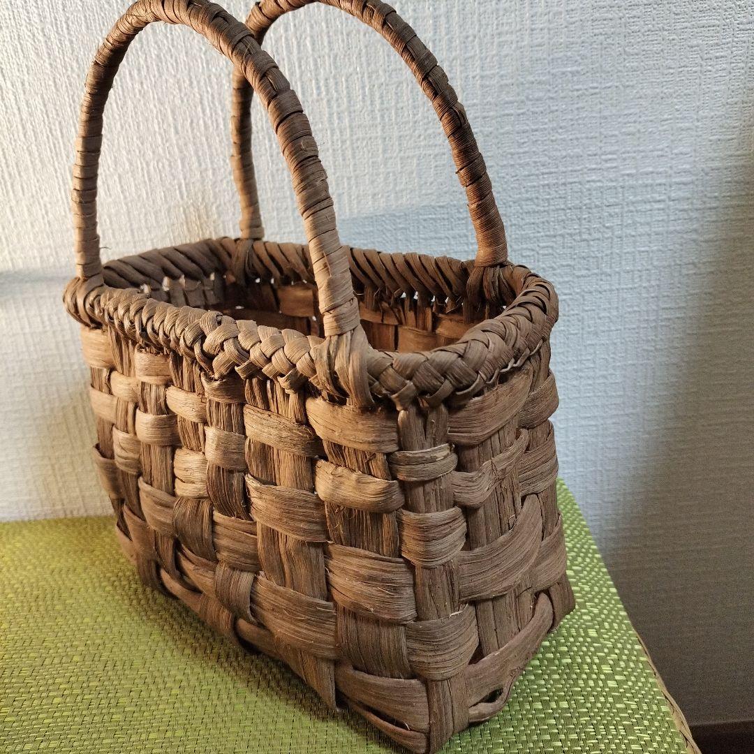 S*t様 山葡萄市松編み かごバッグ約横20cm x 縦15cm x 奥行き9c
