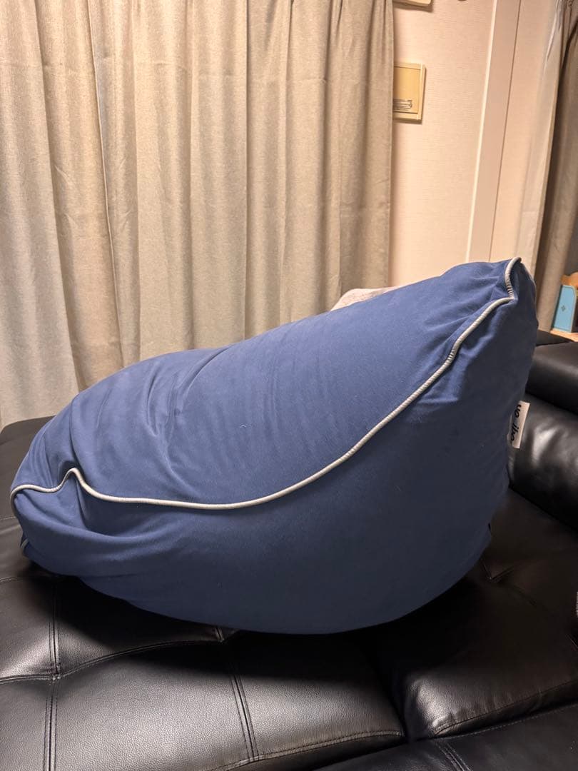 ネイビー ビーズクッション