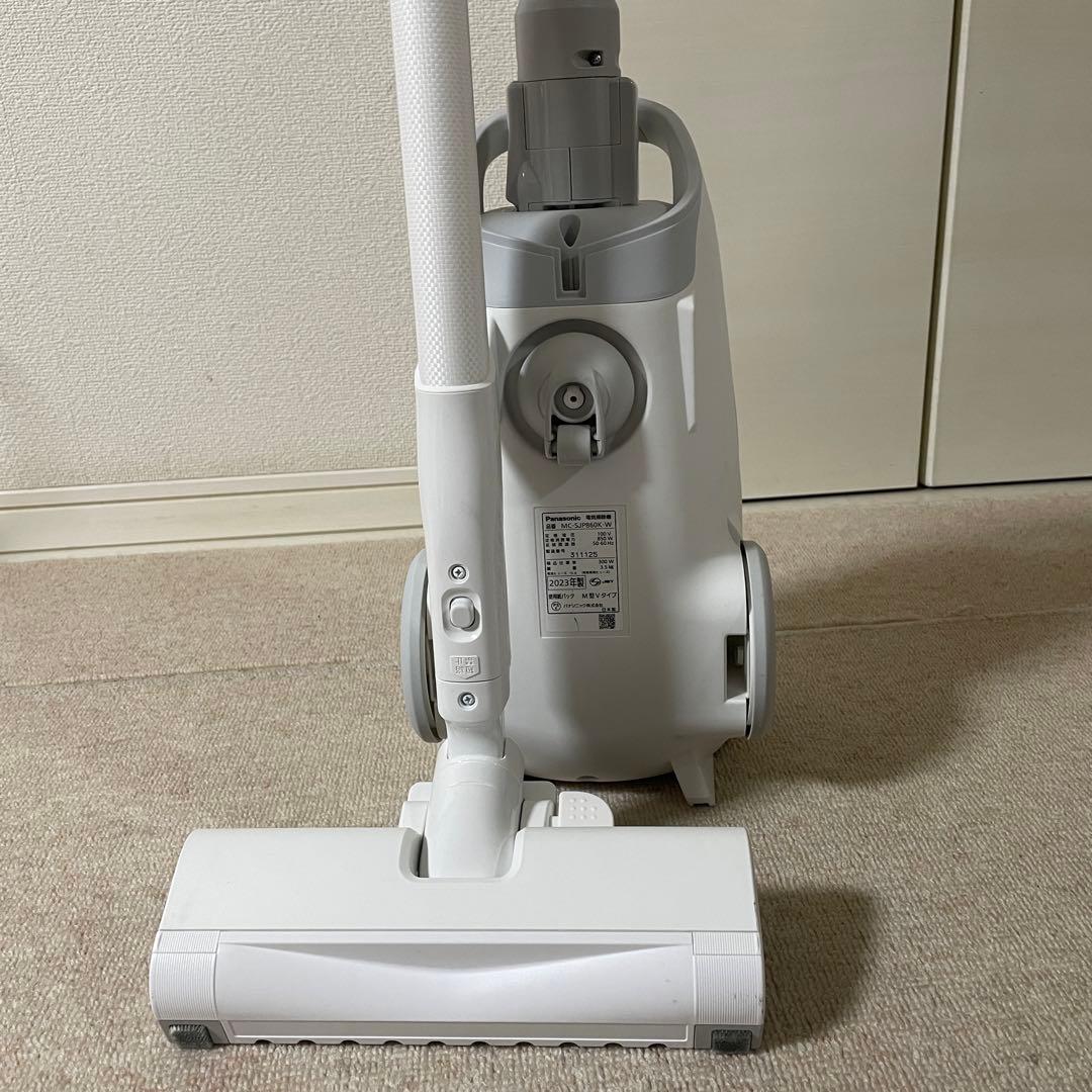 美品　パナソニック 掃除機 紙パック式　MC-SJP860K-W 2023年製