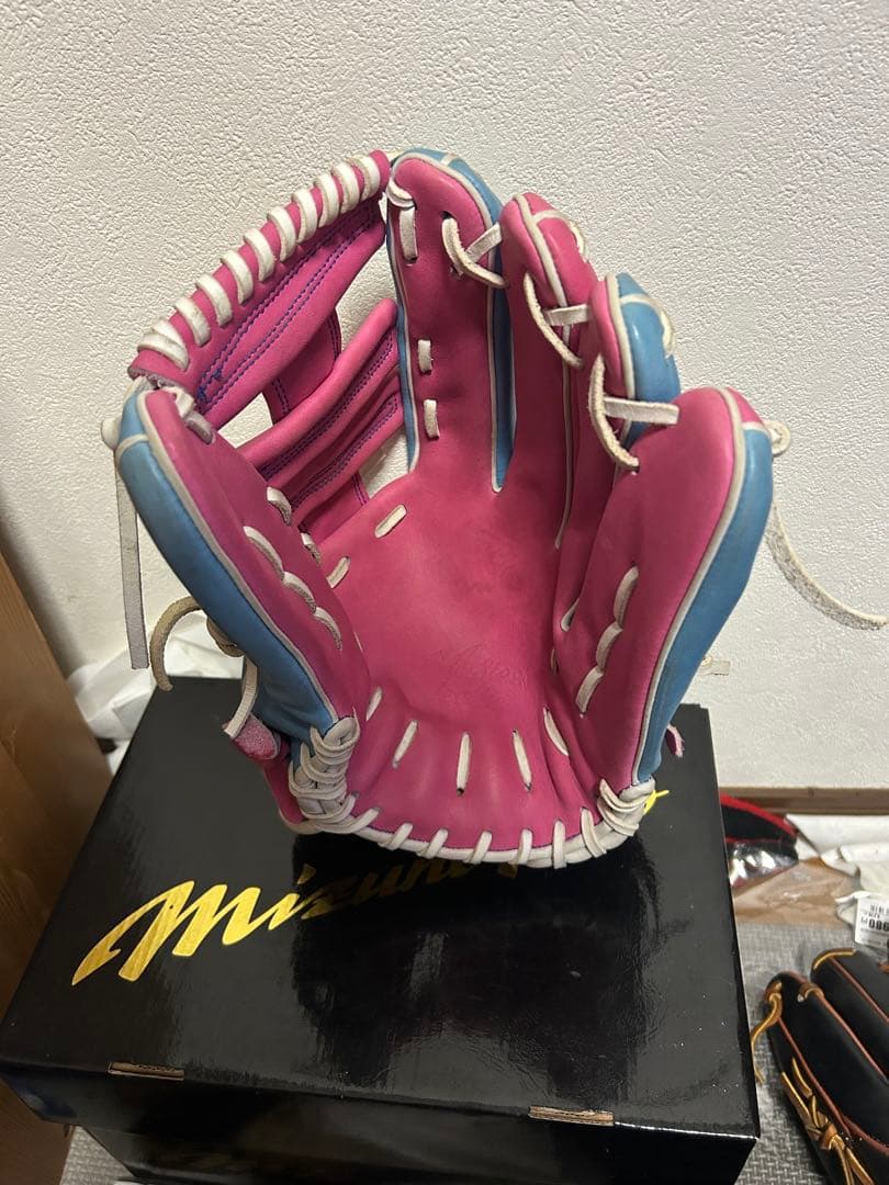 ノーリミット　軟式グローブ