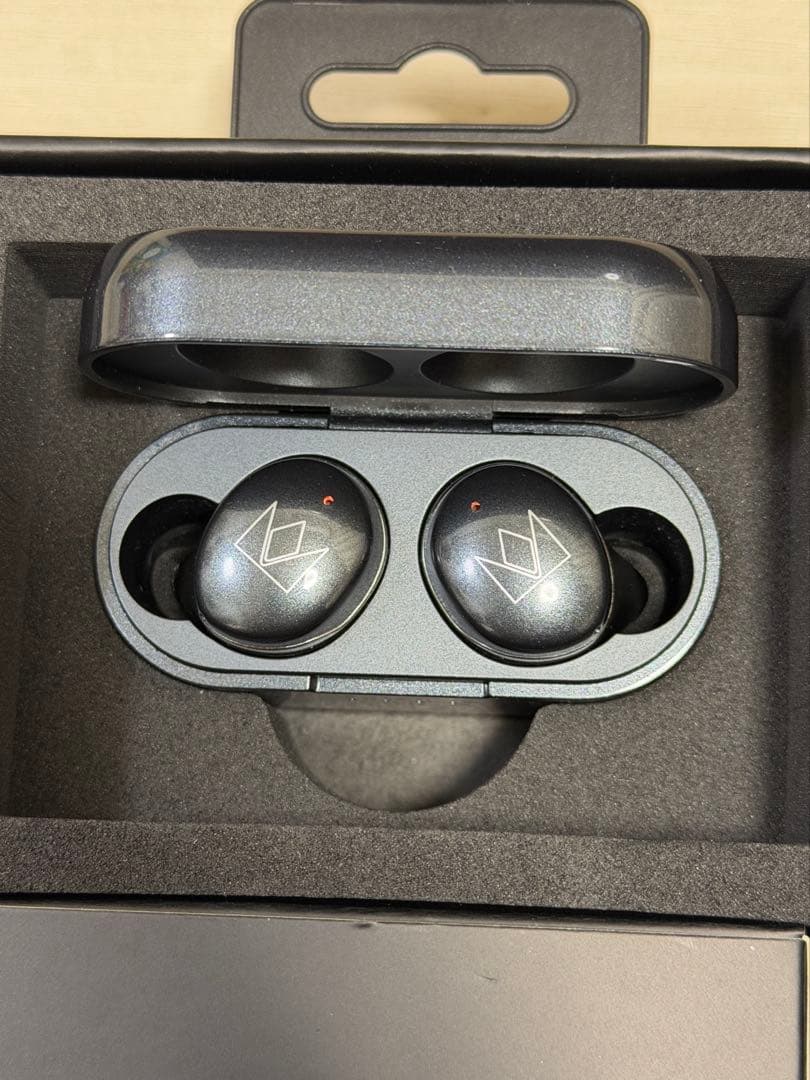 新品同様！Noble Audio Falcon Max