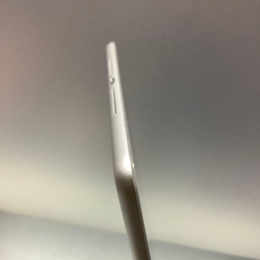 iPad 8世代32G wifi silver 91% 美品
