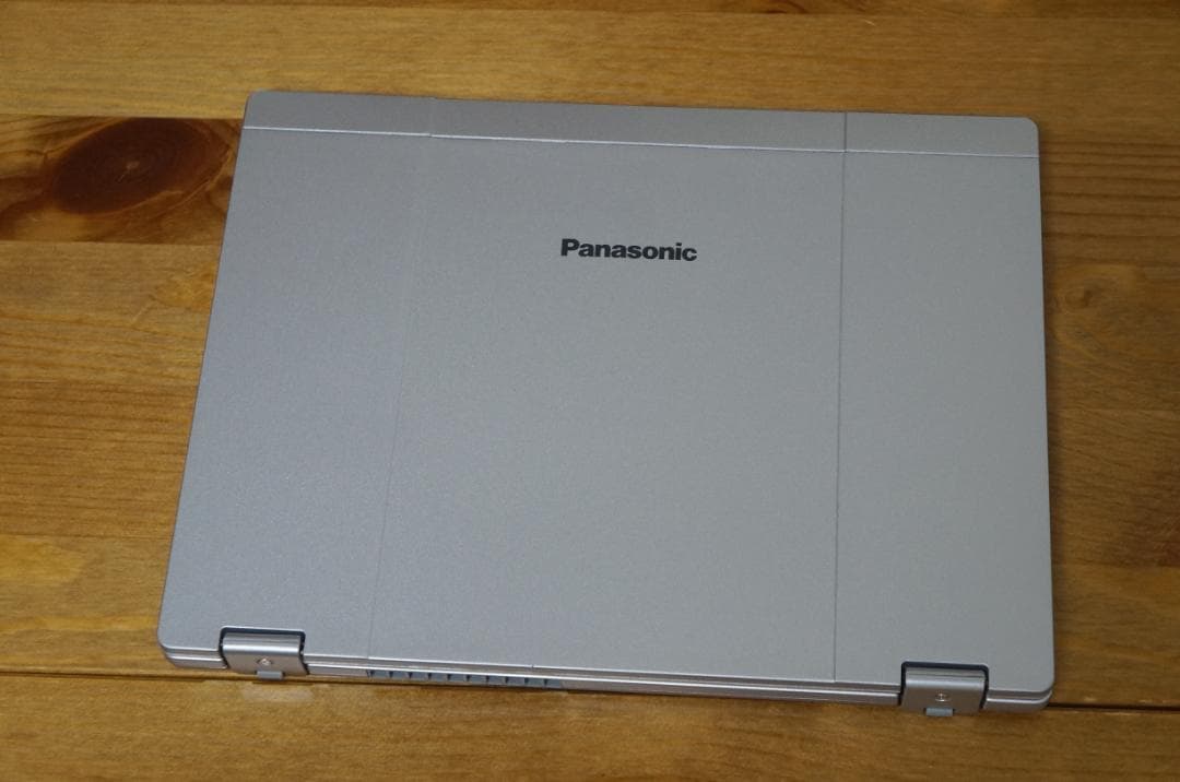 Windowsノート本体 Let's note CF-QV9 i5 8G 256GB LTE Office