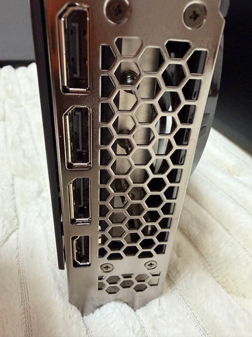 （美品）PALIT GEFORCE RTX 5070Ti 16GB