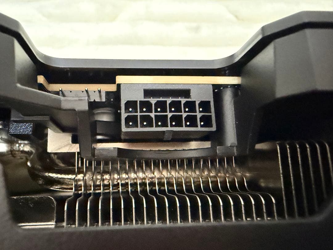 （美品）PALIT GEFORCE RTX 5070Ti 16GB