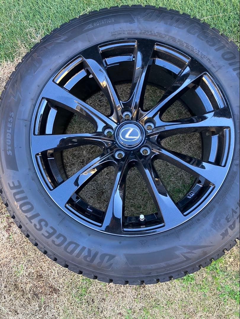 レクサスNX RXスタッドレスタイヤホイール 235/60/18ブリヂストン