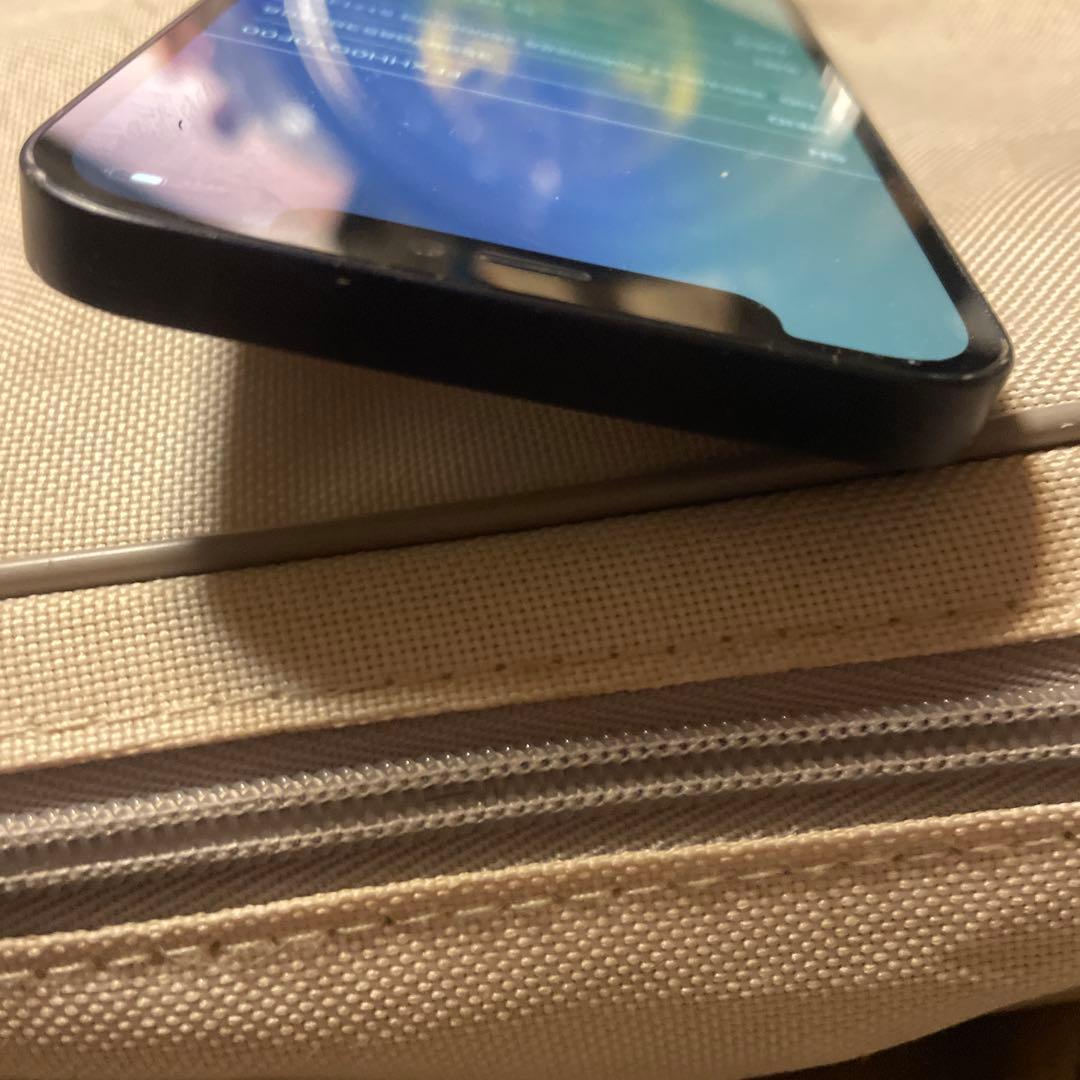 綺麗Apple iPhone 12 ブラック 64GB SIMロック解除済み