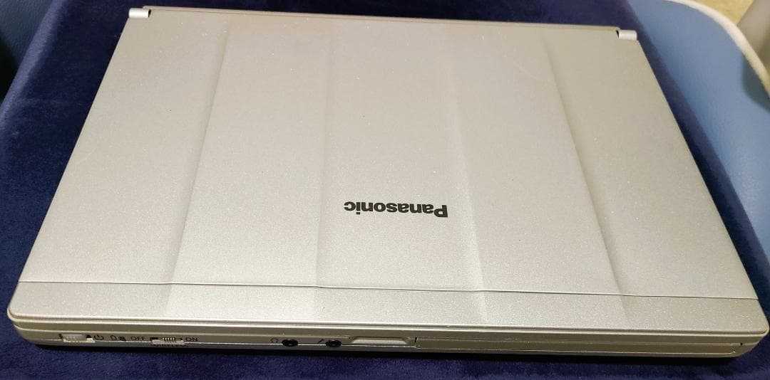 ❖パナソニックLet's Note❖12インチ　i5　内蔵256GB　メモリ8G