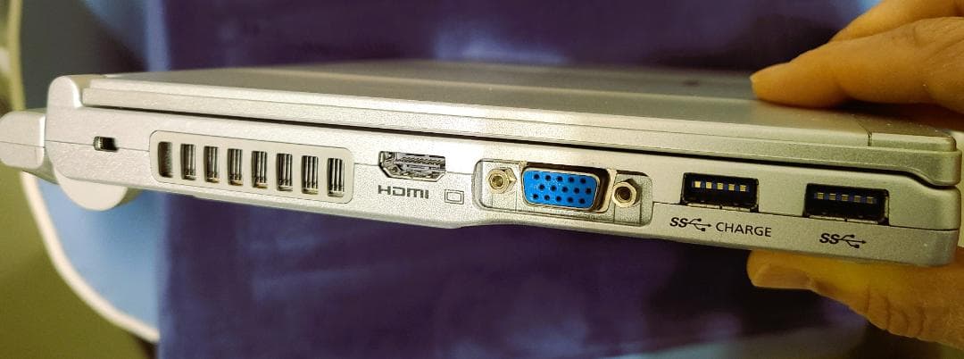 ❖パナソニックLet's Note❖12インチ　i5　内蔵256GB　メモリ8G