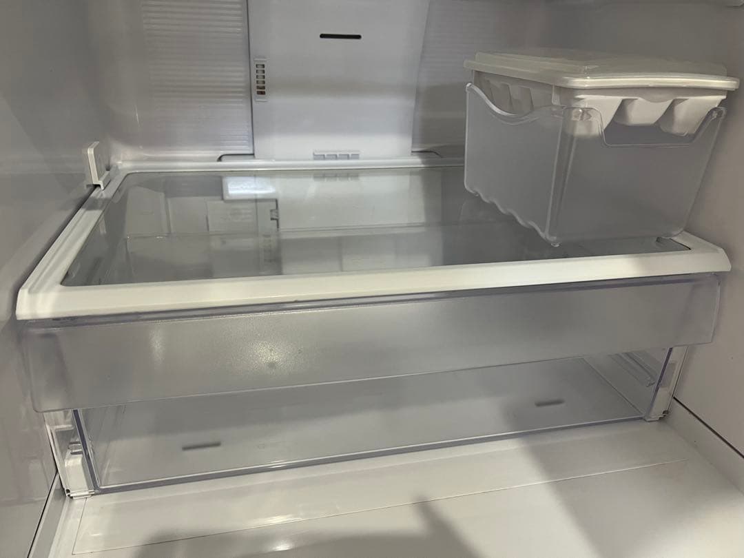 ✴︎専用✴︎プロフ必読様✴︎送料無料！美品☆ 日立　ノンフロン冷凍冷蔵庫　R-27NV