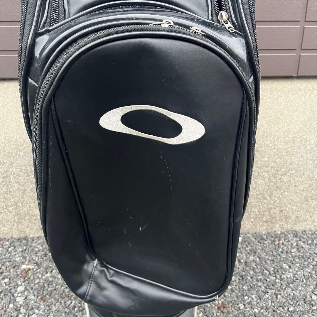 【大人気】OAKLEY オークリー SKULL キャディバッグ 3点式　ブラック