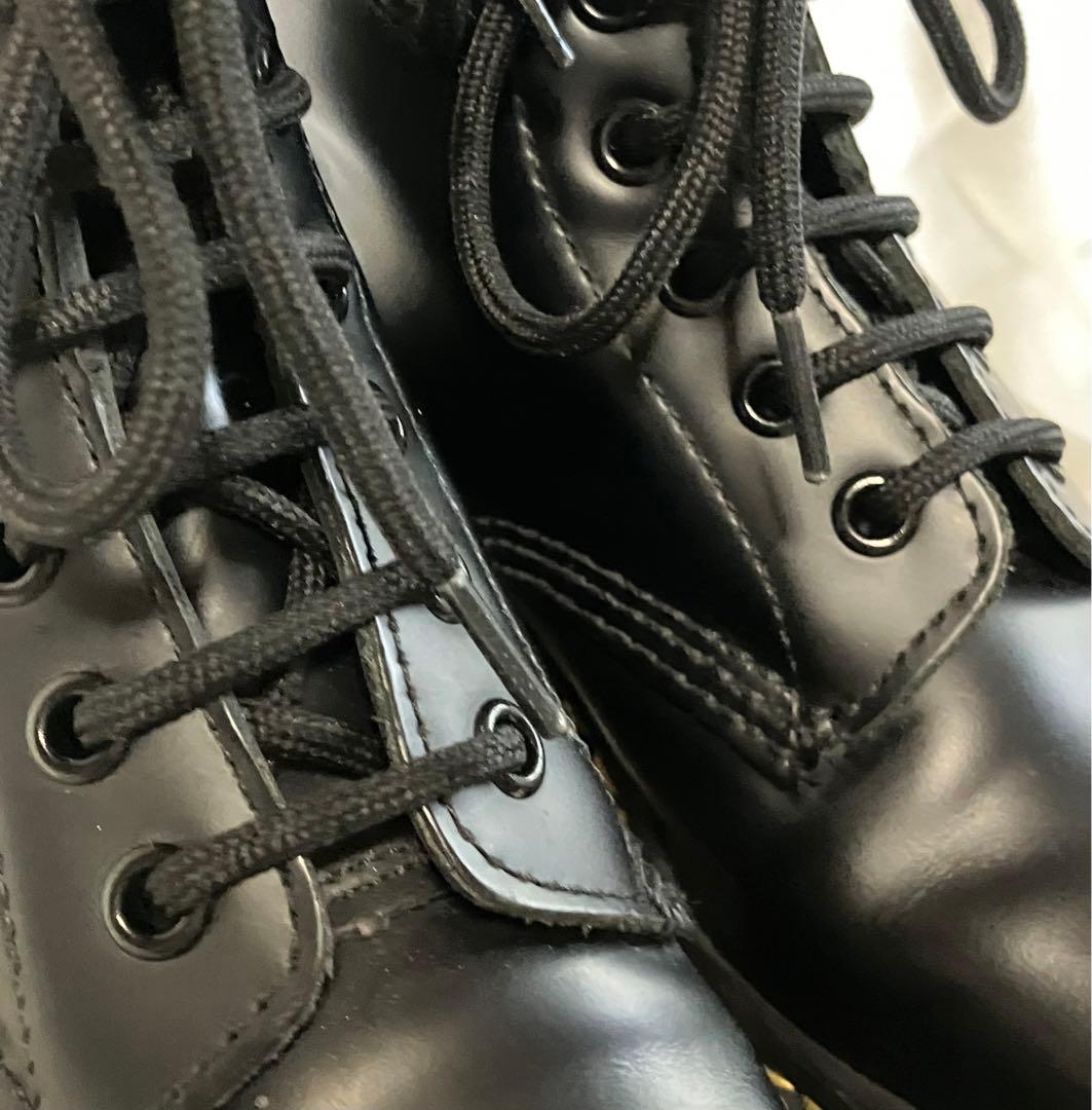 ドクターマーチン8ホール UK4（ブラック）