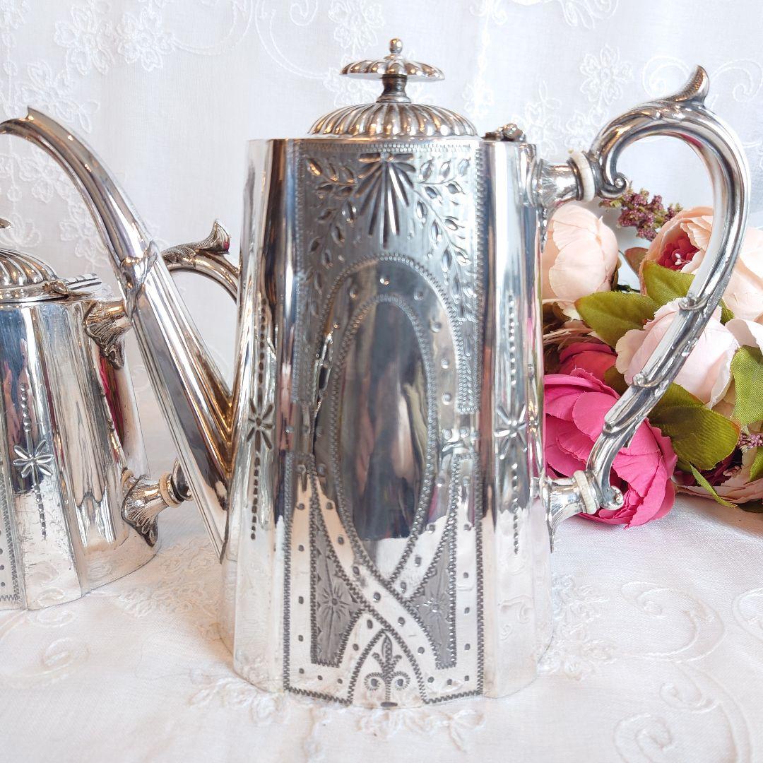 イギリス　バレルシェイプ　シルバーポット　ティーセット　アンティーク