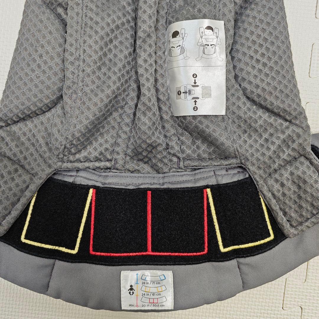 【mmmsss】 オムニブリーズ　抱っこ紐 グレー