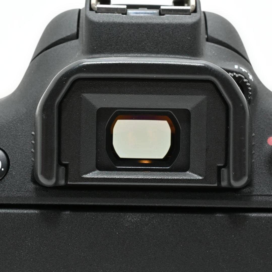 【美品・ショット数：1,602回】 Canon EOS Kiss X8i