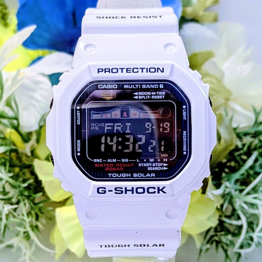 美品 CASIOメンズ腕時計Gショック白ホワイト電波ソーラ タイド＆ムーングラフ