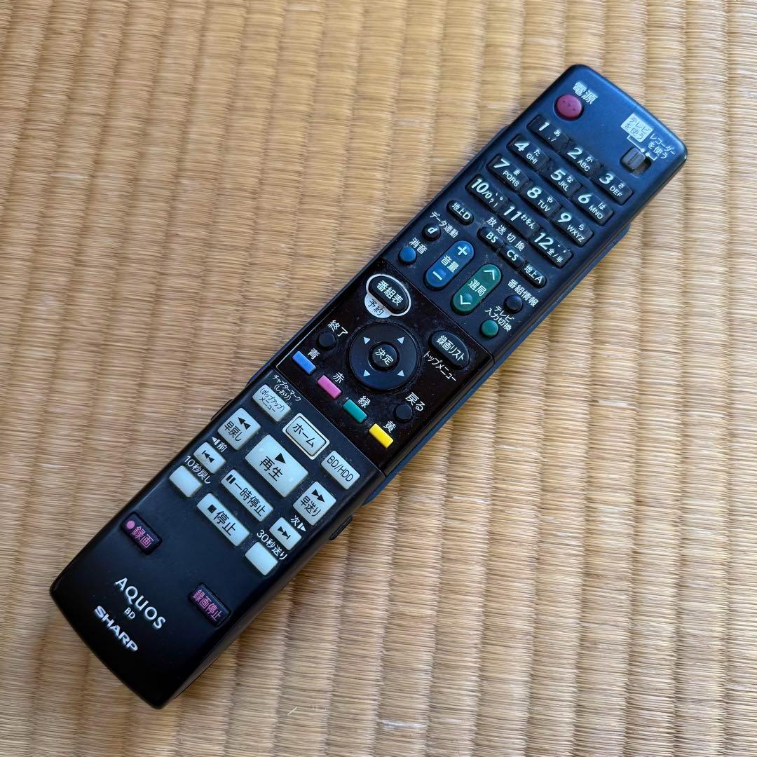 SHARP AQUOS 40型 テレビ 世界の亀山モデル 2009年製