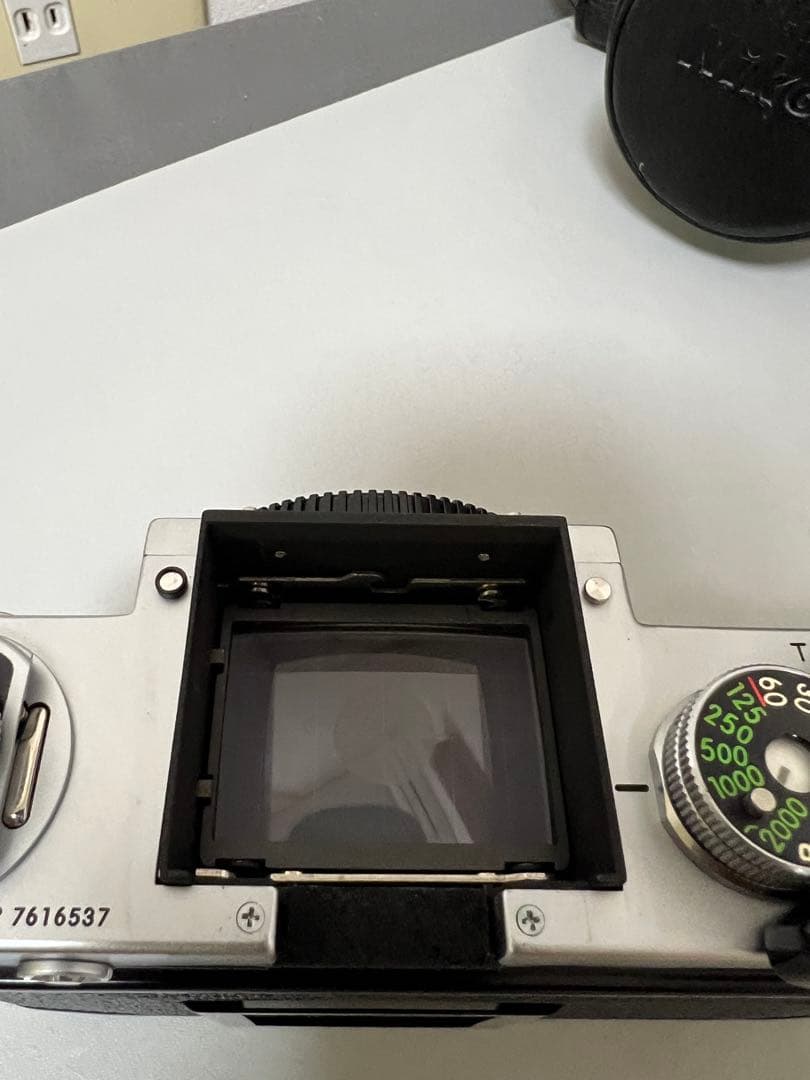 Nikon F2 本体とケース