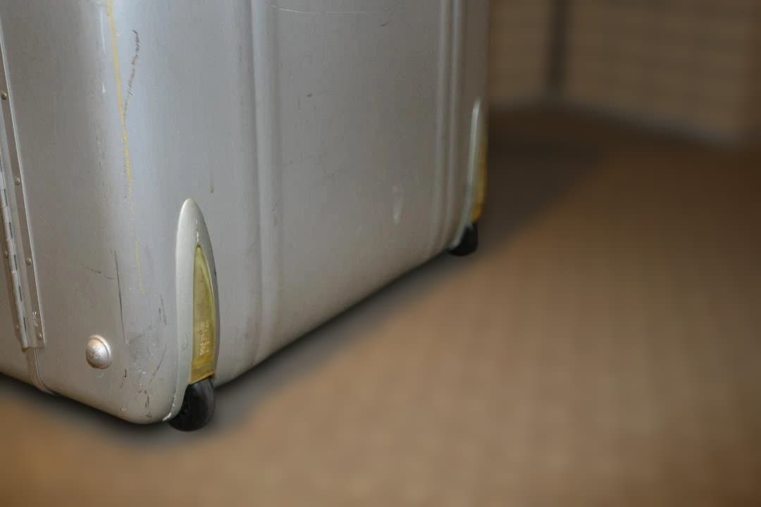 送料込！ZERO HALLIBURTON スーツケース ZR32T TASロック