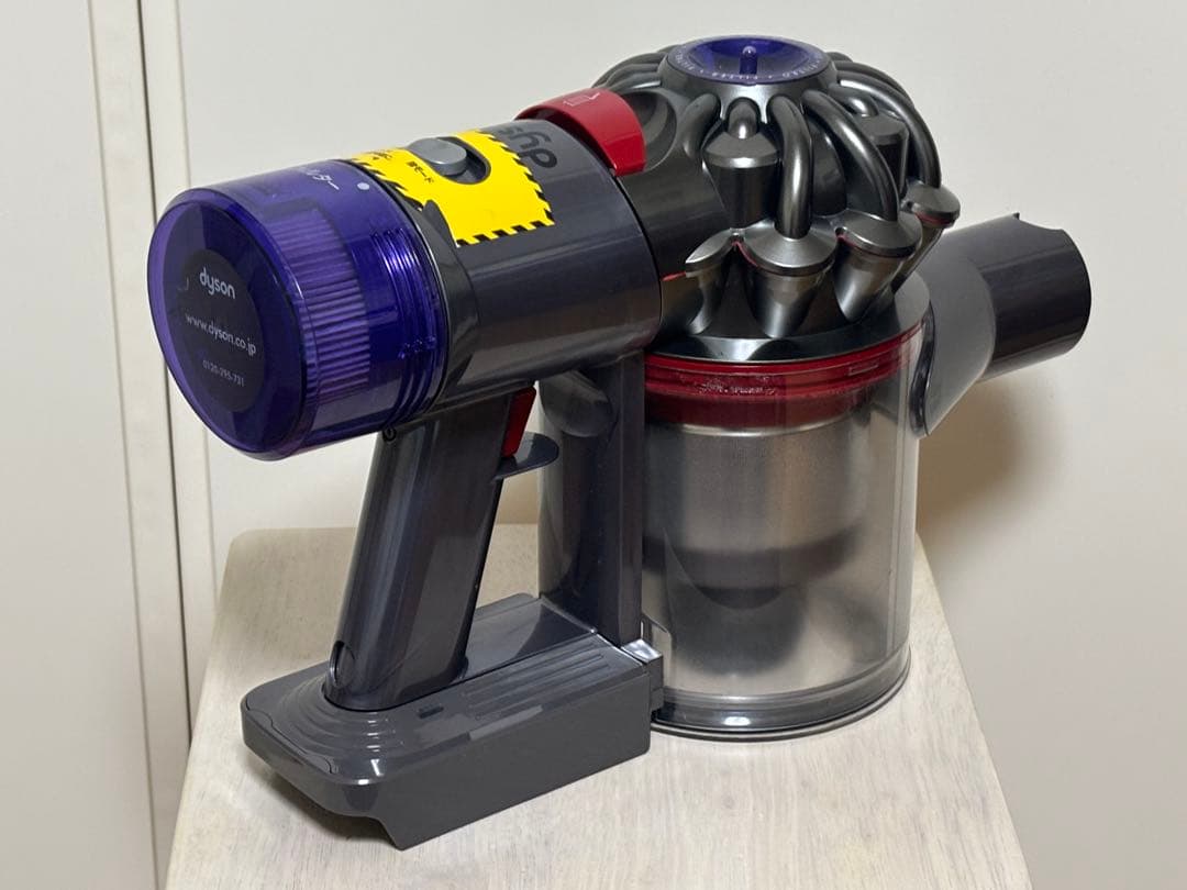 【美品】ダイソン SV10K マキタ18Vバッテリー仕様 ノズル3個付